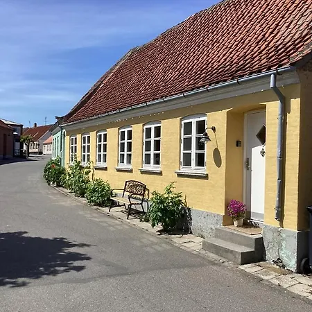 Nyaraló Laekkert I Hjertet Af Marstal
